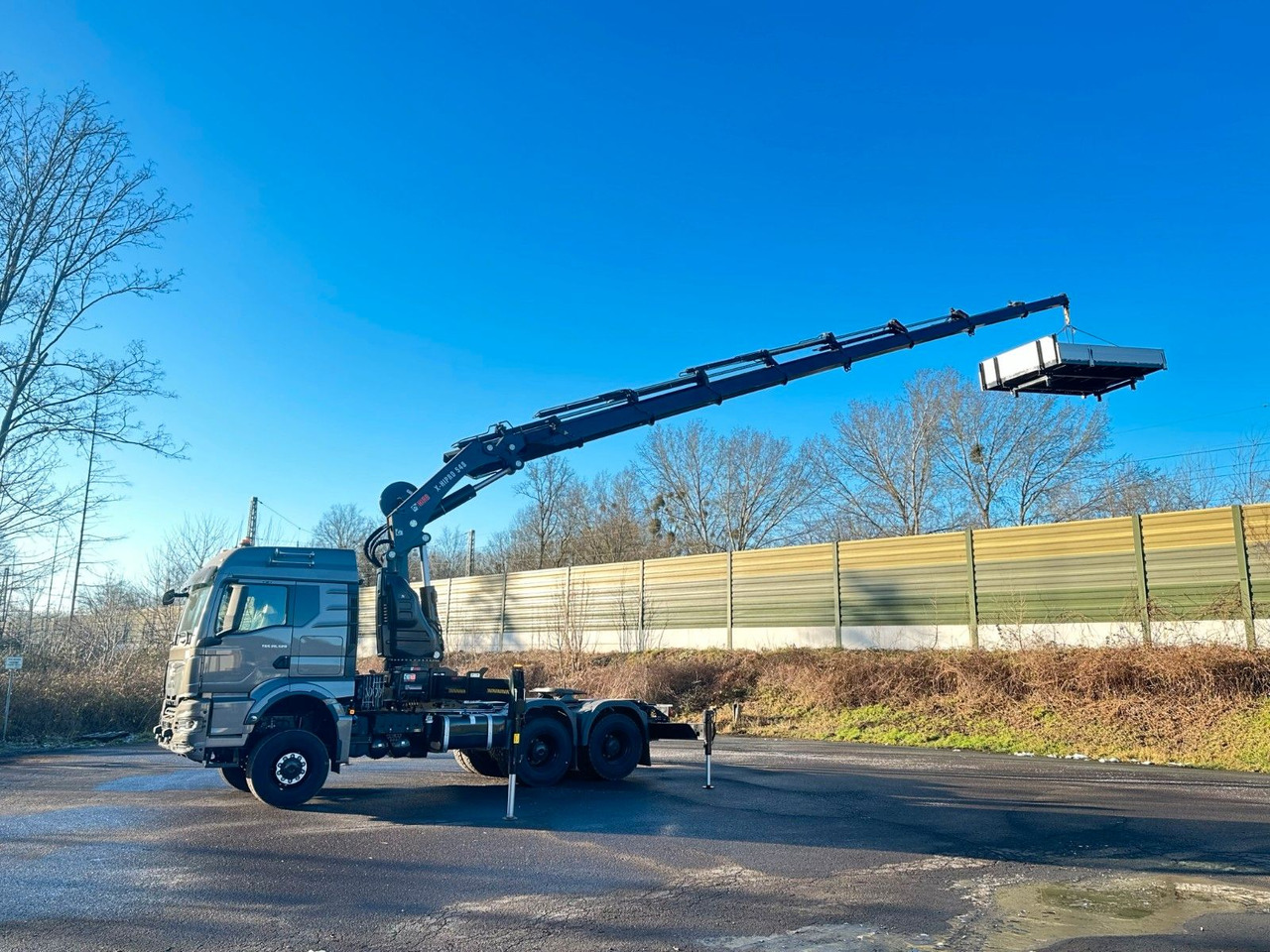 MAN TGS 26.520 6x6 Kran HIAB X-HIPRO 548E-8 - Kamion sa dizalicom: slika 1 MAN TGS 26.520 6x6 Kran HIAB X-HIPRO 548E-8 - Kamion sa dizalicom: slika 1