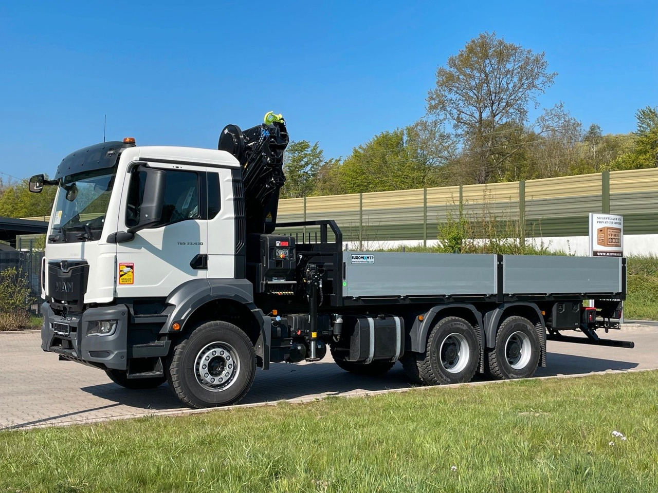 MAN TGS 33.440 6x4 HIAB 228-6 - Kamion sa dizalicom: slika 3 MAN TGS 33.440 6x4 HIAB 228-6 - Kamion sa dizalicom: slika 3