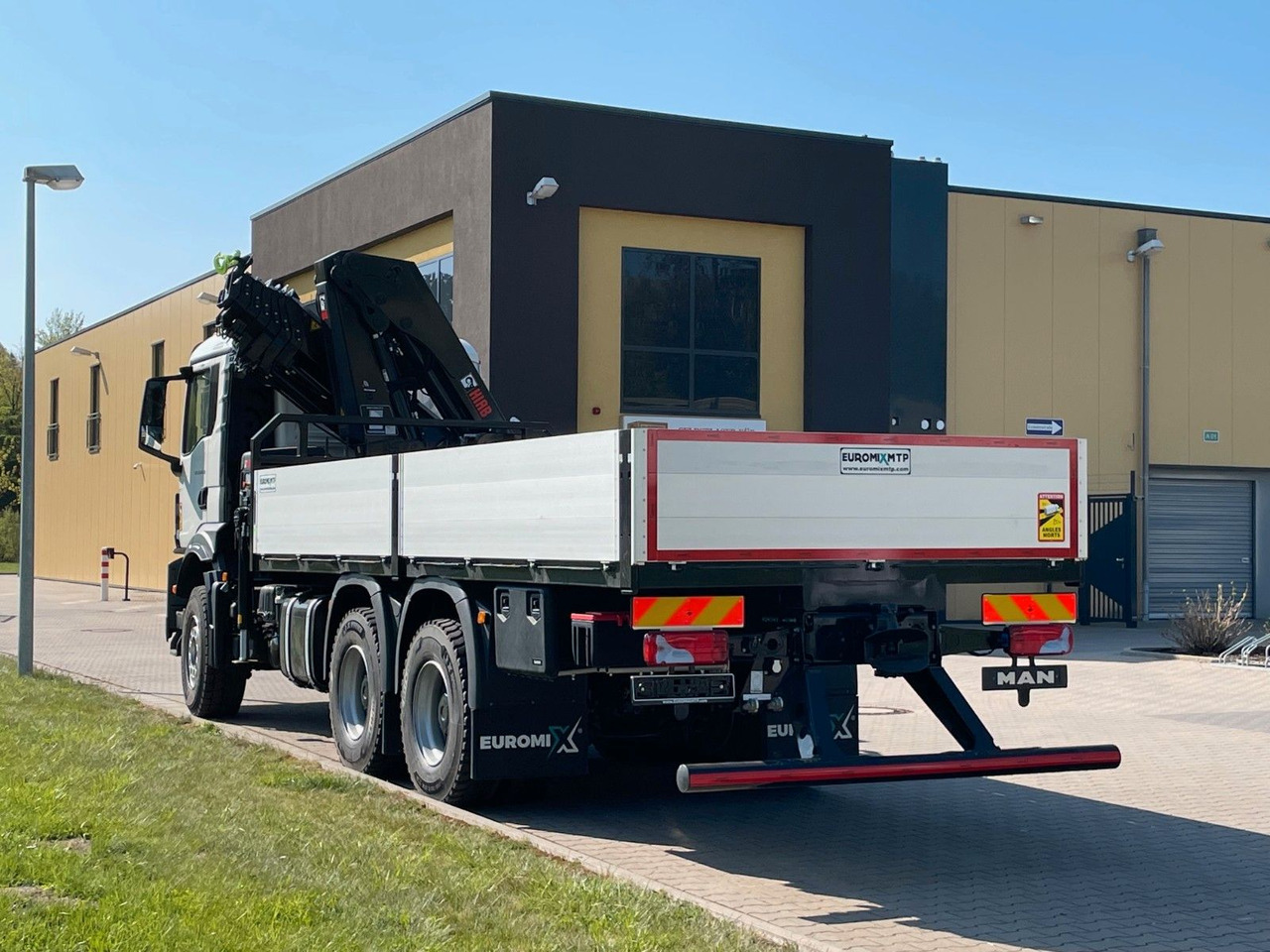 MAN TGS 33.440 6x4 HIAB 228-6 - Kamion sa dizalicom: slika 5 MAN TGS 33.440 6x4 HIAB 228-6 - Kamion sa dizalicom: slika 5