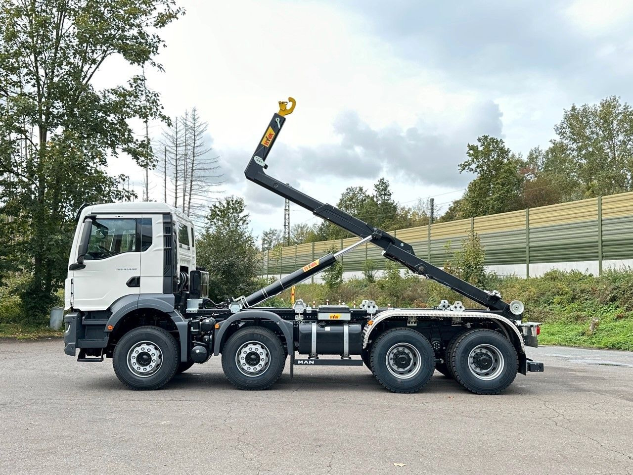 Kamion sa hidrauličnom kukom MAN TGS 41.440 8x4 Euro6e Hyva 26-55 Abrollkipper: slika 10