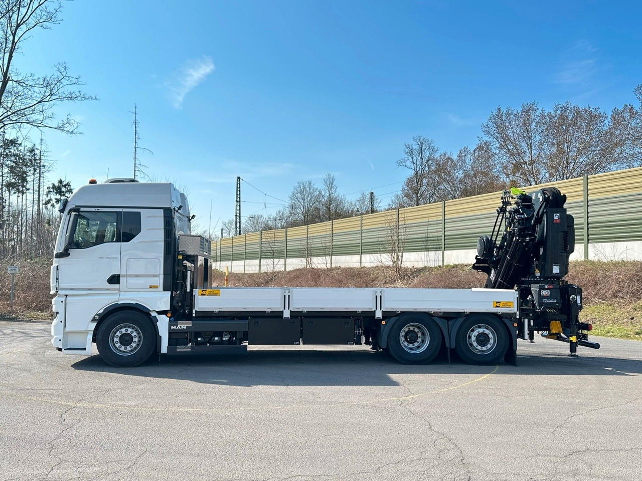 MAN TGX 26.520 TG3 Retarder / 6X2 Hiab 548 E 8 - Kamion sa dizalicom: slika 4 MAN TGX 26.520 TG3 Retarder / 6X2 Hiab 548 E 8 - Kamion sa dizalicom: slika 4
