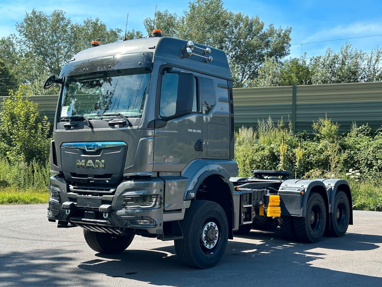 MAN TGS 26.520 6x6 - Tegljač: slika 1 MAN TGS 26.520 6x6 - Tegljač: slika 1