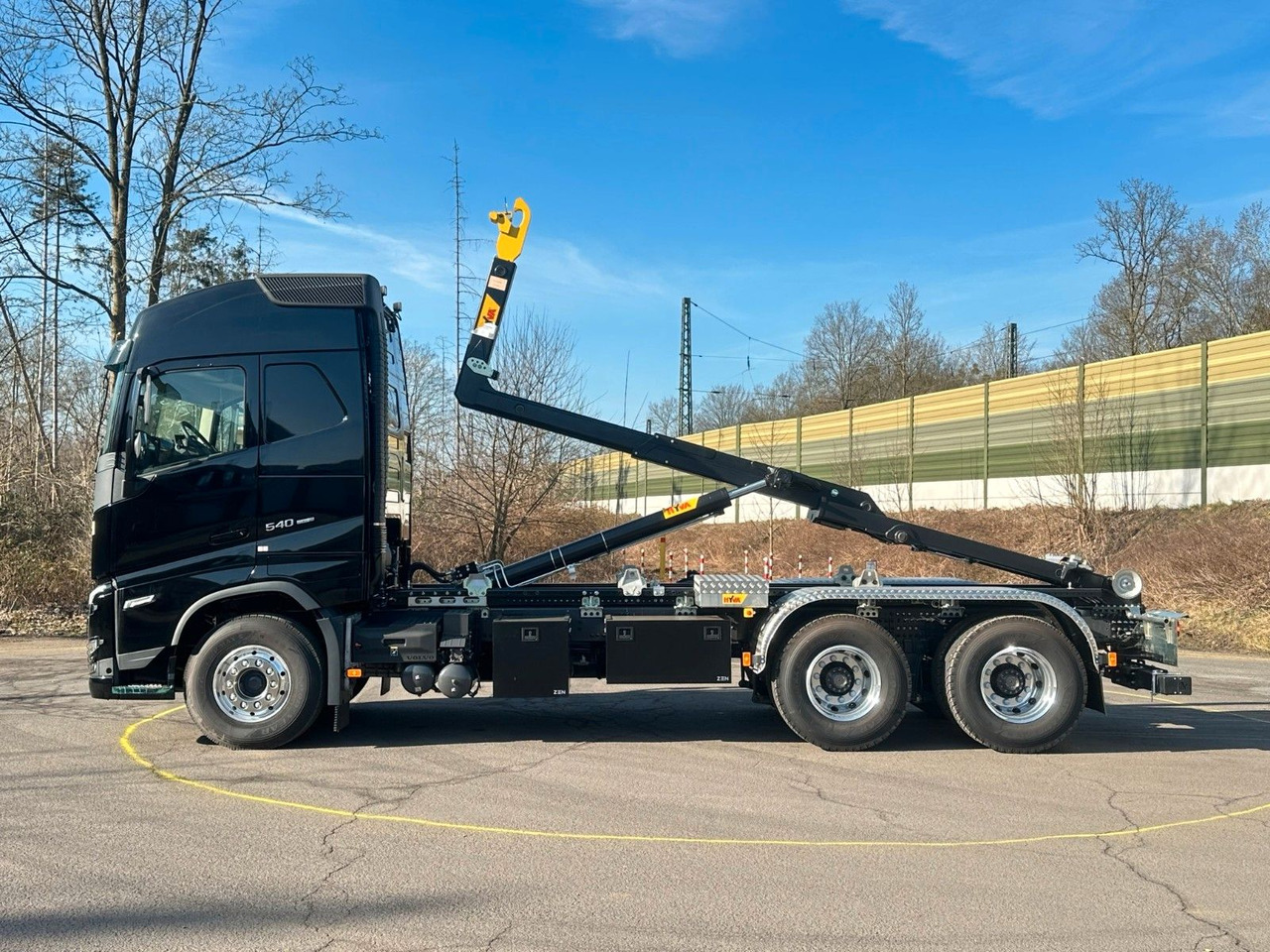 Volvo FH 540 6x4 Abrollkipper Hyva 20-60 - Kamion sa hidrauličnom kukom, Kamion sa dizalicom: slika 4 Volvo FH 540 6x4 Abrollkipper Hyva 20-60 - Kamion sa hidrauličnom kukom, Kamion sa dizalicom: slika 4