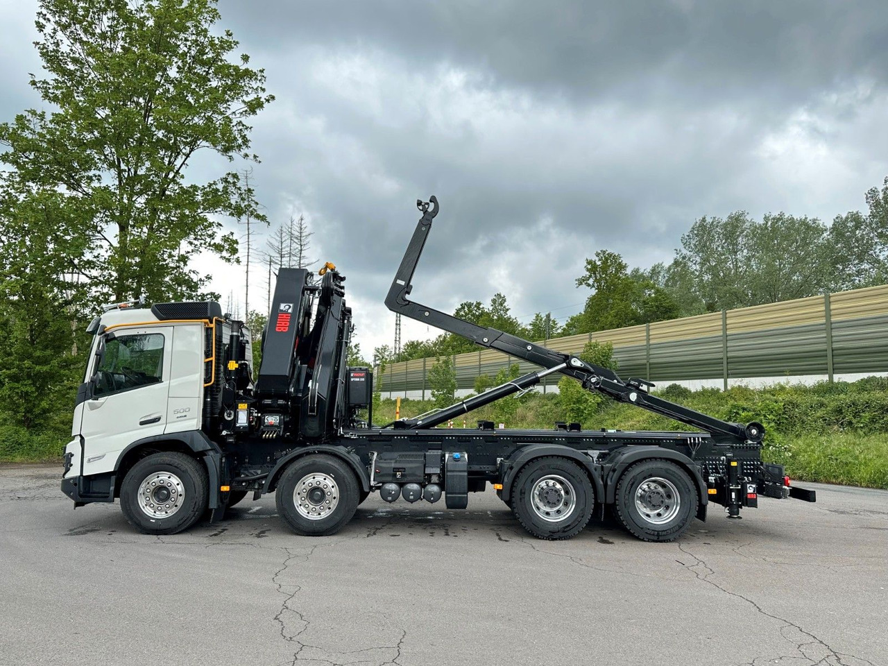 Kamion sa hidrauličnom kukom, Kamion sa dizalicom Volvo FMX 500 8x4 Abrollkipper + Kran Hiab 658-6: slika 10