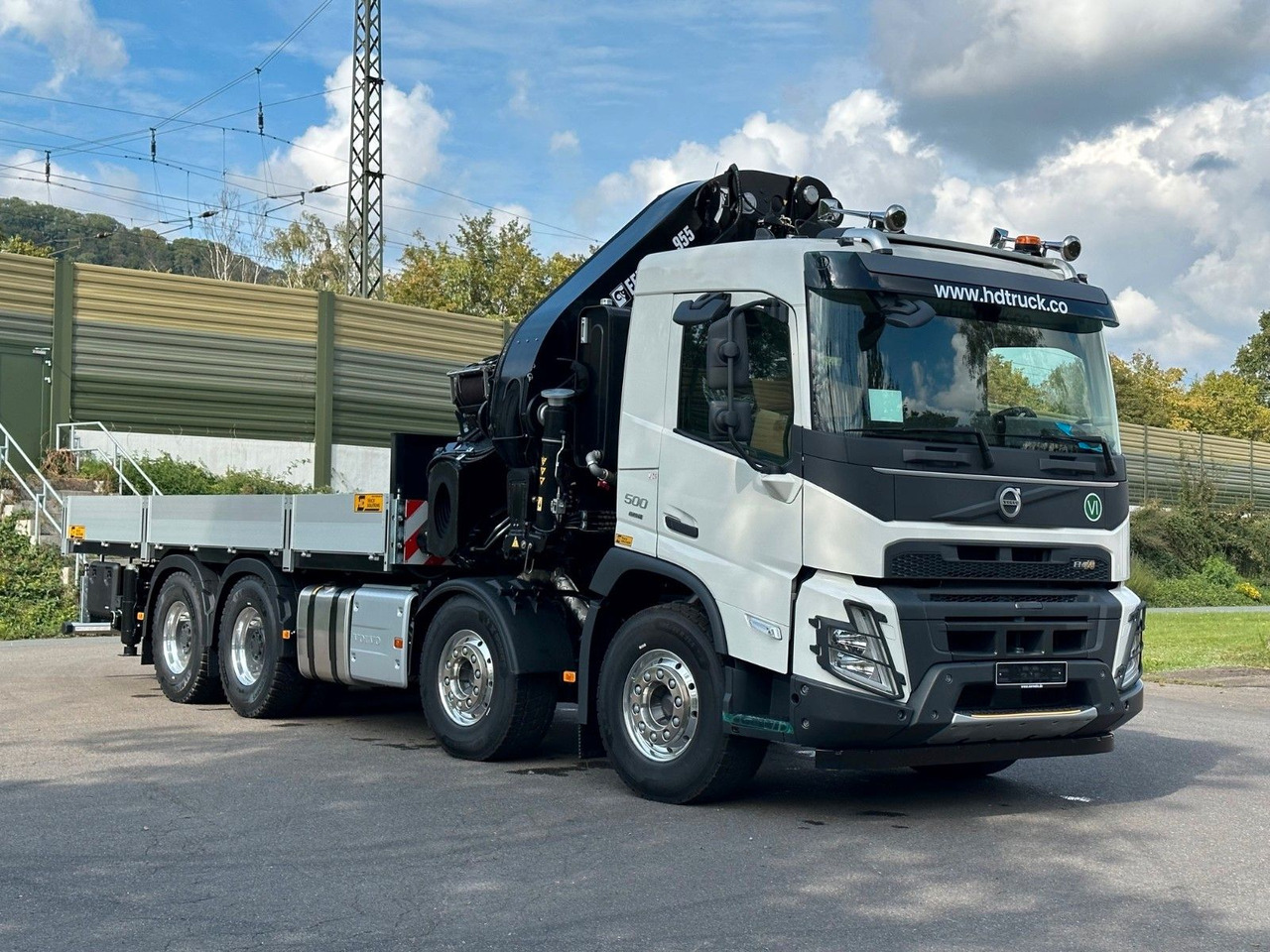 Volvo FMX 500 8x4 EFFER 955-8s + Jib 6s - Kamion sa dizalicom: slika 1 Volvo FMX 500 8x4 EFFER 955-8s + Jib 6s - Kamion sa dizalicom: slika 1