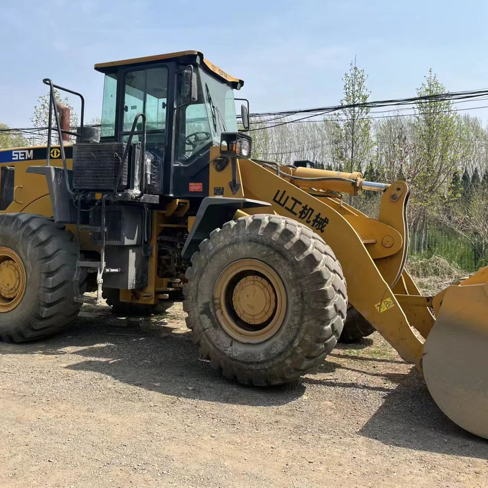 Earthmoving Machinery SEM 655F 655d 656d 656f 5ton Wheel Loader With Competitive Price SEM655D 655D - Utovarivač točkaš: slika 1 Earthmoving Machinery SEM 655F 655d 656d 656f 5ton Wheel Loader With Competitive Price SEM655D 655D - Utovarivač točkaš: slika 1