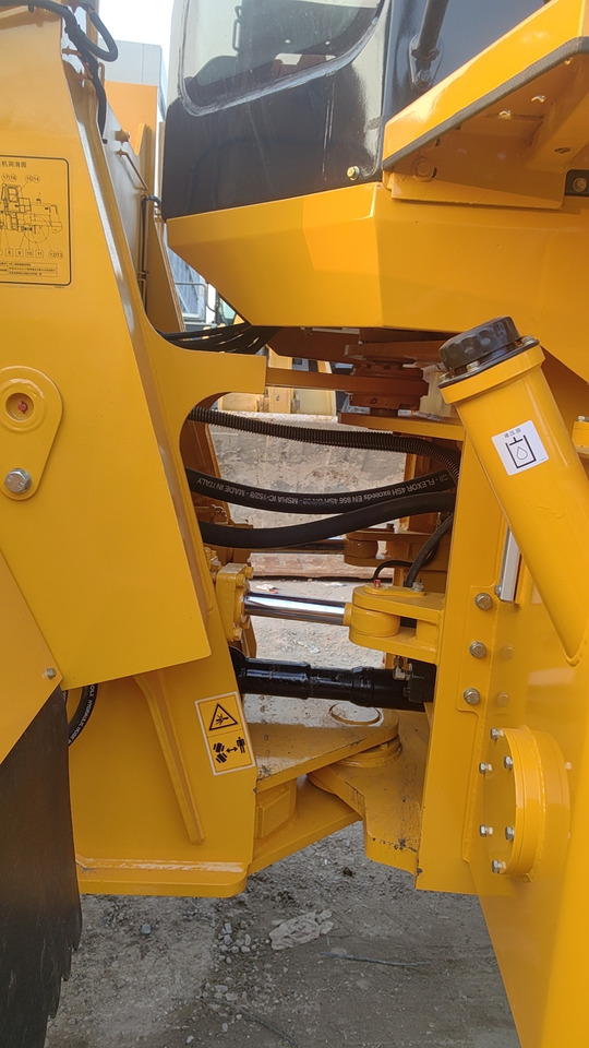 Lizing LIUGONG 856 LIUGONG 856: slika 7