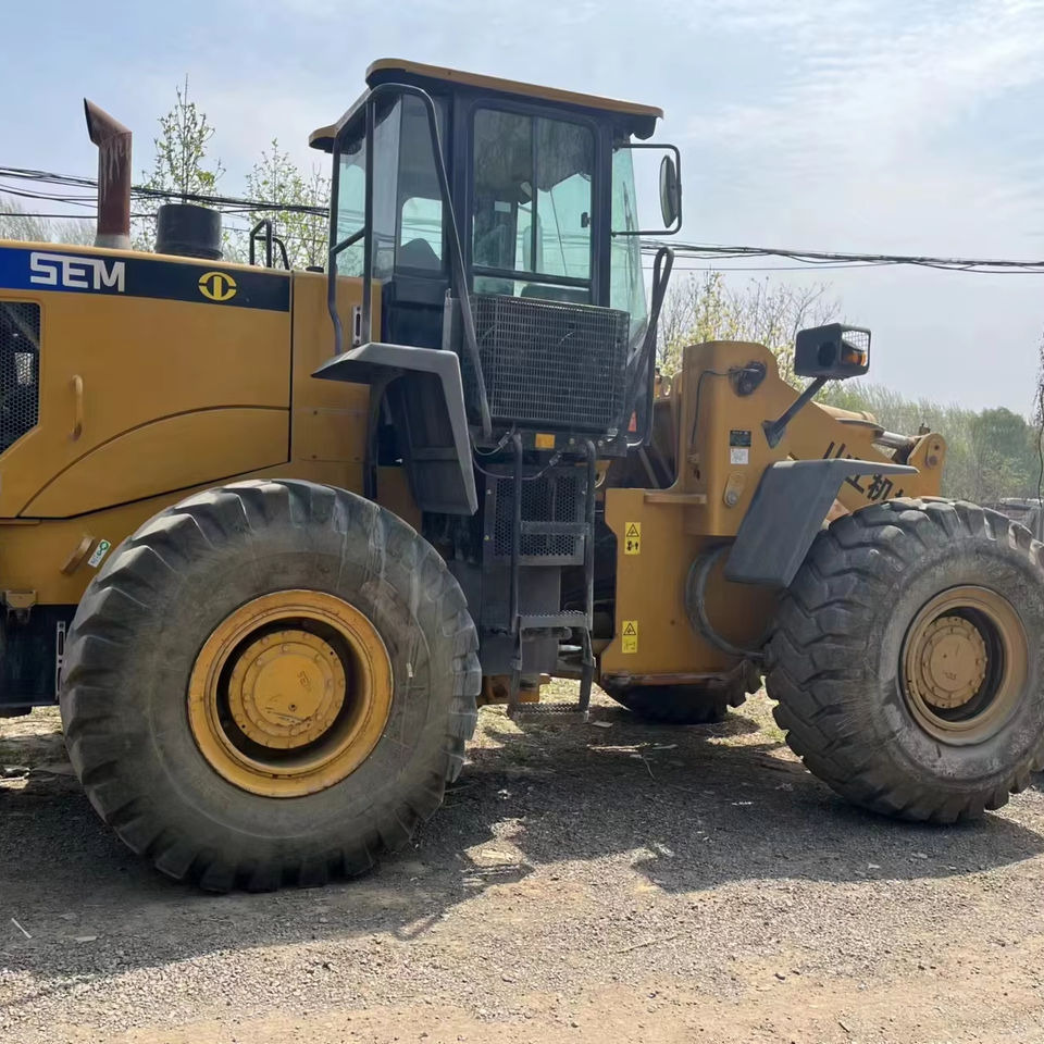 USED SEM 5 TON Mini Loader 656D/656F Front Loader Wheel Backhoe with 655D Engine Bucket Attachments Highly Rated Sale - Utovarivač točkaš: slika 1 USED SEM 5 TON Mini Loader 656D/656F Front Loader Wheel Backhoe with 655D Engine Bucket Attachments Highly Rated Sale - Utovarivač točkaš: slika 1
