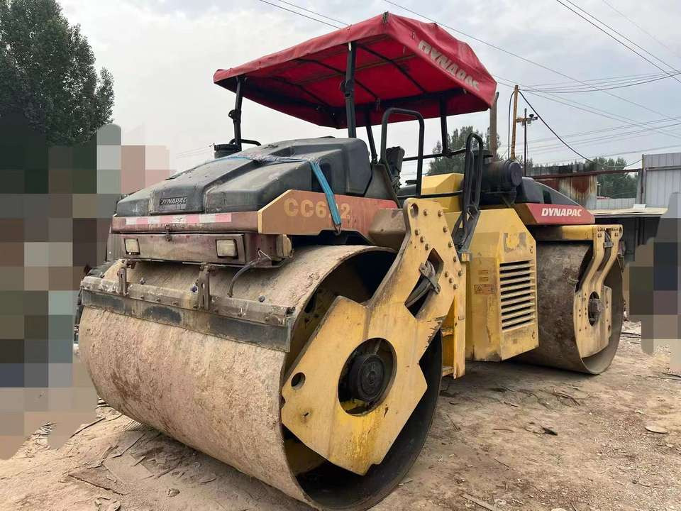 Used Dynapac Cc622 Compactor Similar to Very Cheap CA25D Dynapac Road Rollers for Sale CC622 in Stock for Sale in Stock - Valjak za puteve: slika 2 Used Dynapac Cc622 Compactor Similar to Very Cheap CA25D Dynapac Road Rollers for Sale CC622 in Stock for Sale in Stock - Valjak za puteve: slika 2