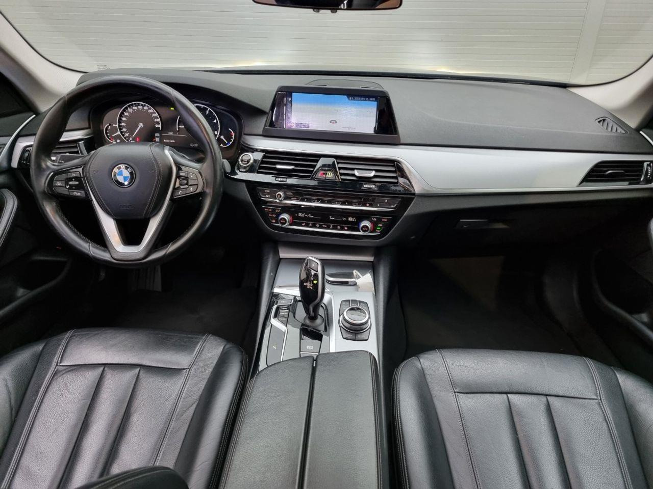 BMW 5 - serie 530d High Executive | 2017 | 376.413 km | J935GL | NAP: Geen oordeel - Automobil: slika 5 BMW 5 - serie 530d High Executive | 2017 | 376.413 km | J935GL | NAP: Geen oordeel - Automobil: slika 5