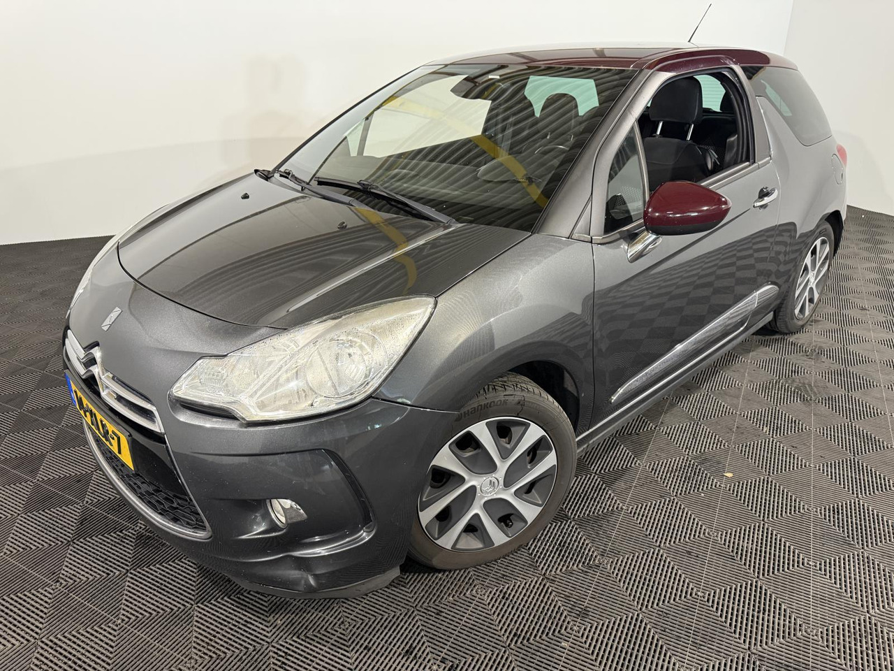 Hečbek Citroen DS3 1.6 e-HDi So Chic | 2012 | 277.448 km | 14-XLR-7: slika 1