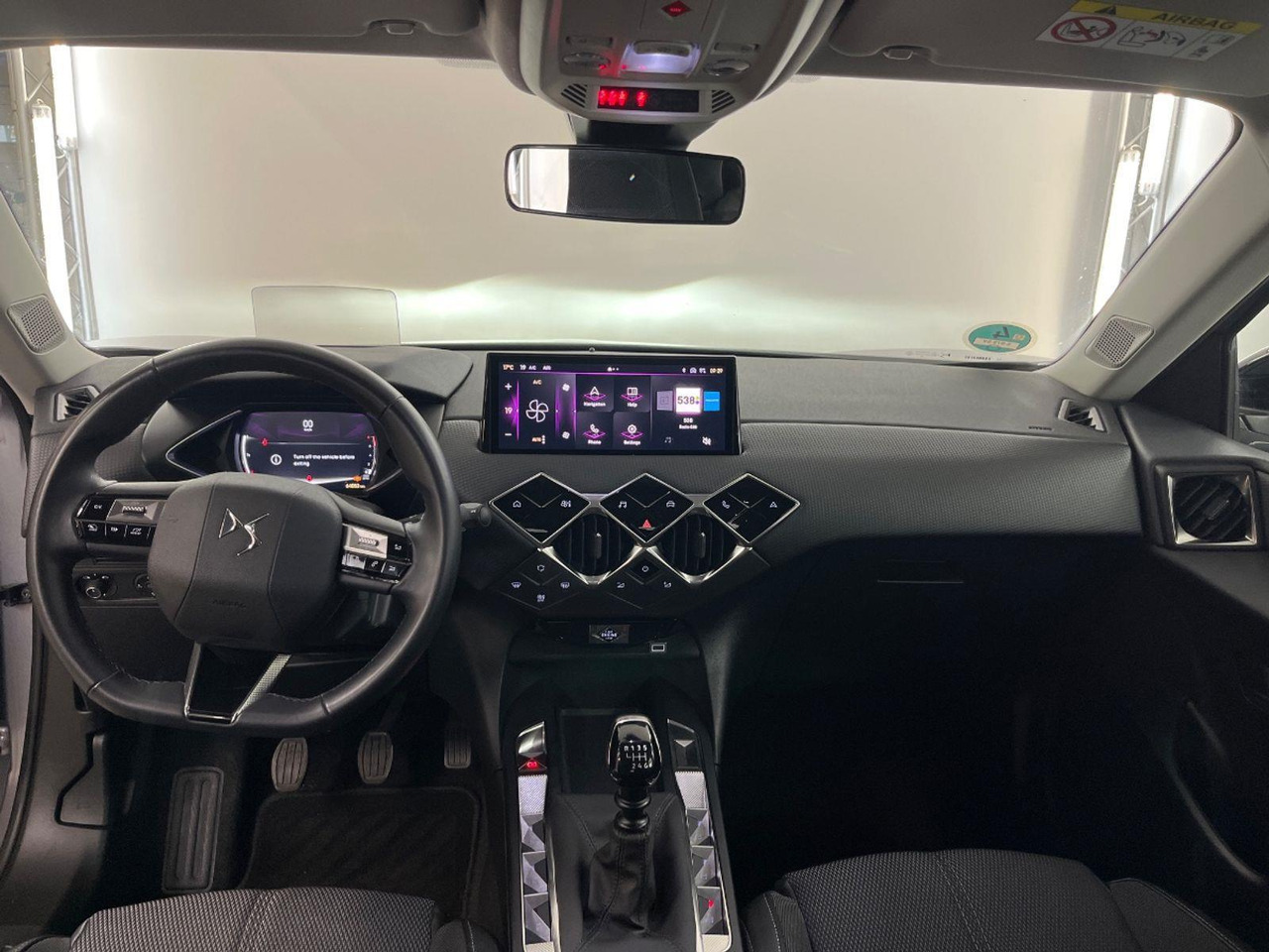 DS 3 1.2 PureTech Bastille | 2023 | 64.053 km | S079SV | NAP: Logisch - SUV: slika 5 DS 3 1.2 PureTech Bastille | 2023 | 64.053 km | S079SV | NAP: Logisch - SUV: slika 5