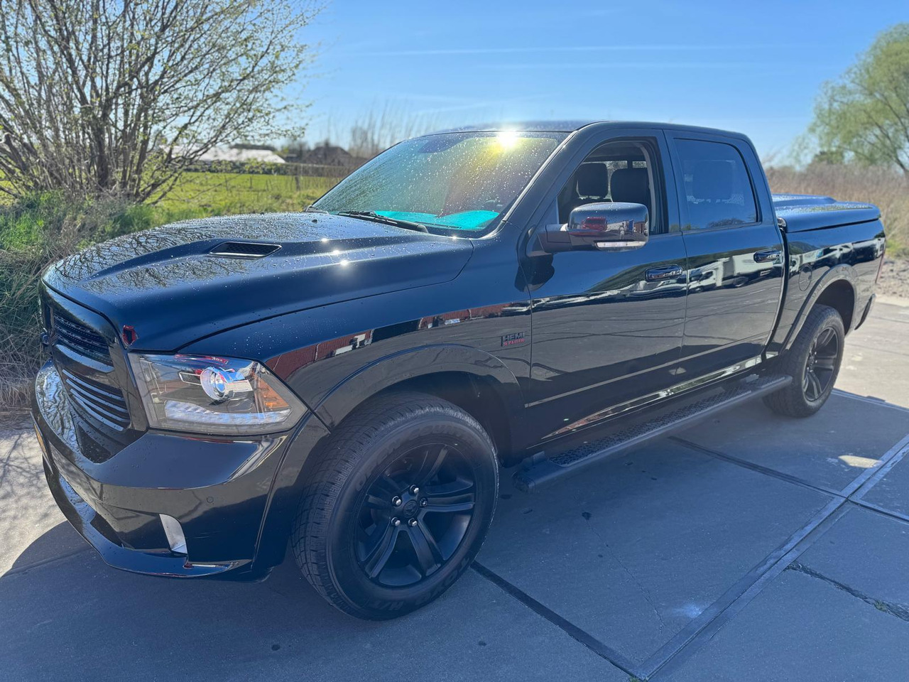 Dodge ram sport crew cap 1500 , 5,7 liter hemi V8. Benzine + lpg VP-825-K - Pikap: slika 1 Dodge ram sport crew cap 1500 , 5,7 liter hemi V8. Benzine + lpg VP-825-K - Pikap: slika 1