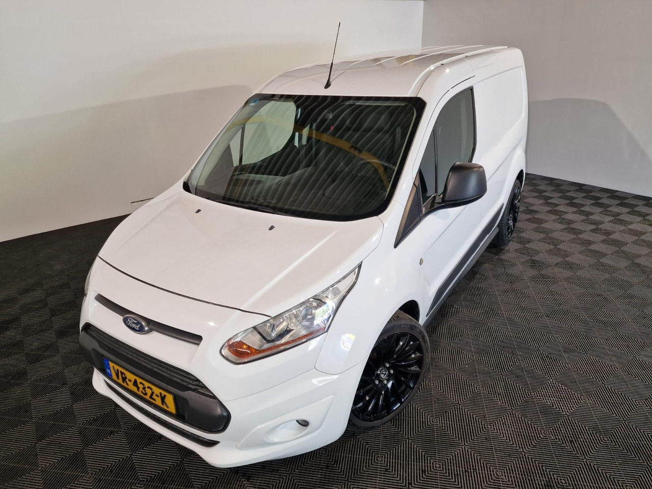 Ford Transit Connect 1.6 TDCI L1 Trend VR-432-K - Druga mašina: slika 1 Ford Transit Connect 1.6 TDCI L1 Trend VR-432-K - Druga mašina: slika 1