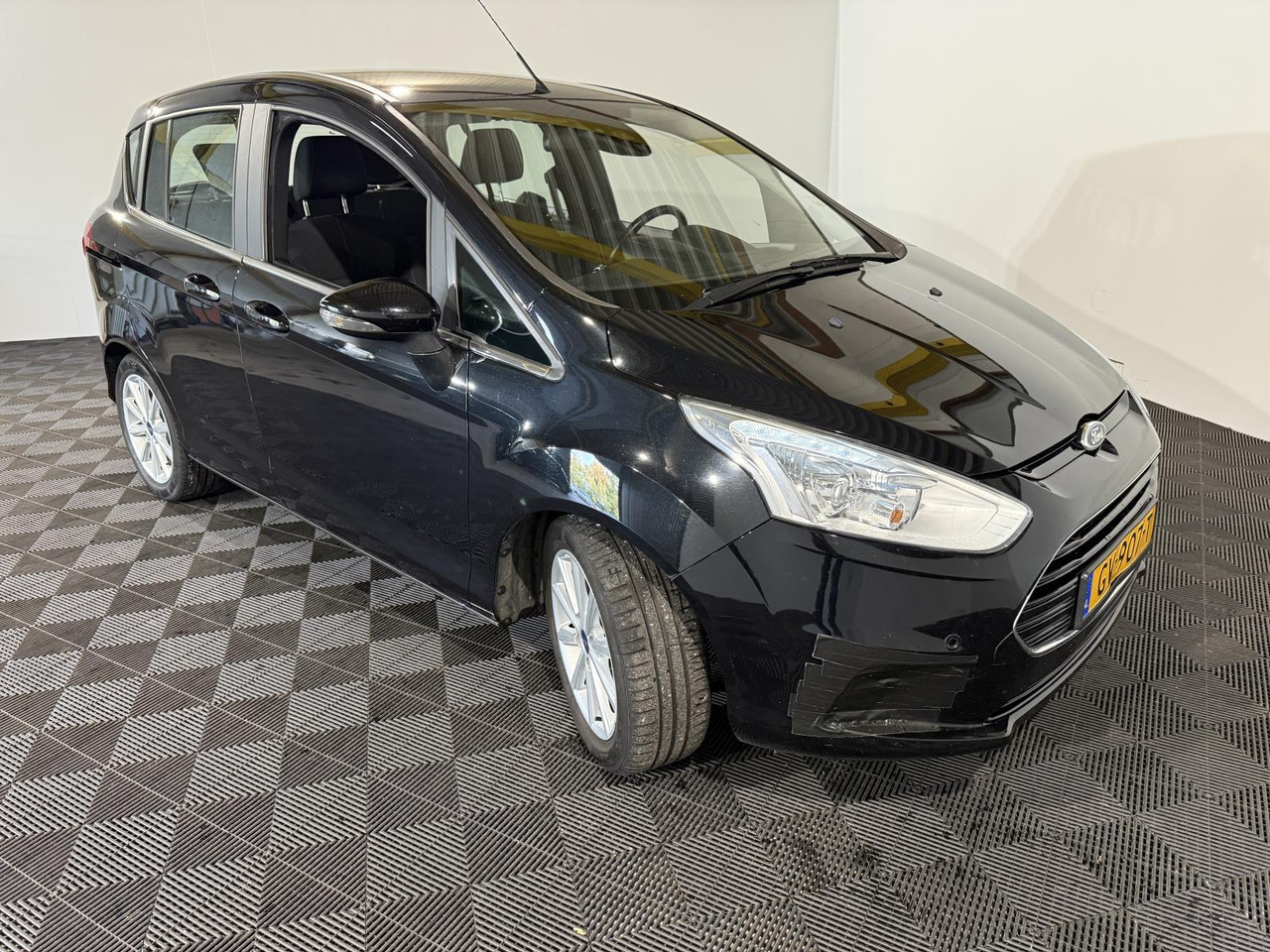 Ford | B-Max | 1.0 EcoBoost Titanium | 2015 | 149.480 km | GV907T | Logisch - Automobil: slika 3 Ford | B-Max | 1.0 EcoBoost Titanium | 2015 | 149.480 km | GV907T | Logisch - Automobil: slika 3