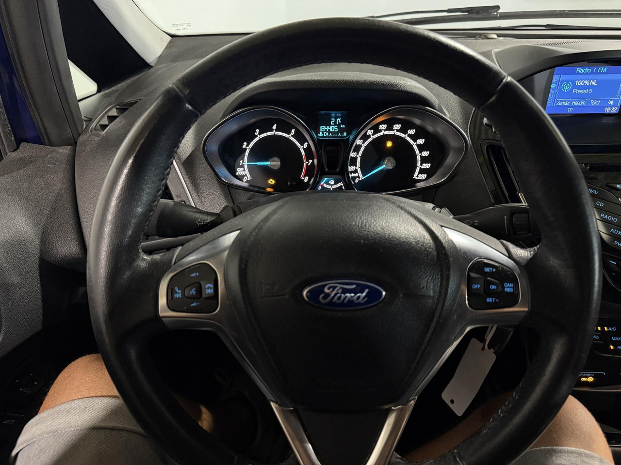Ford B-Max 1.0 Ecoboost Titanium | 2016 | 184.407 km | JJ-717-K - Automobil: slika 5 Ford B-Max 1.0 Ecoboost Titanium | 2016 | 184.407 km | JJ-717-K - Automobil: slika 5