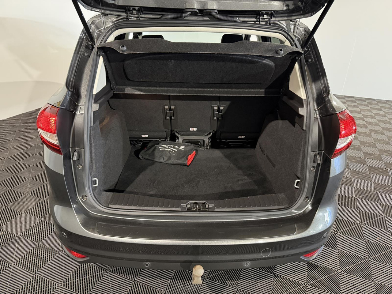 Ford C-Max 1.0 Titanium ZG-548-F 186.382 km - Automobil: slika 5 Ford C-Max 1.0 Titanium ZG-548-F 186.382 km - Automobil: slika 5