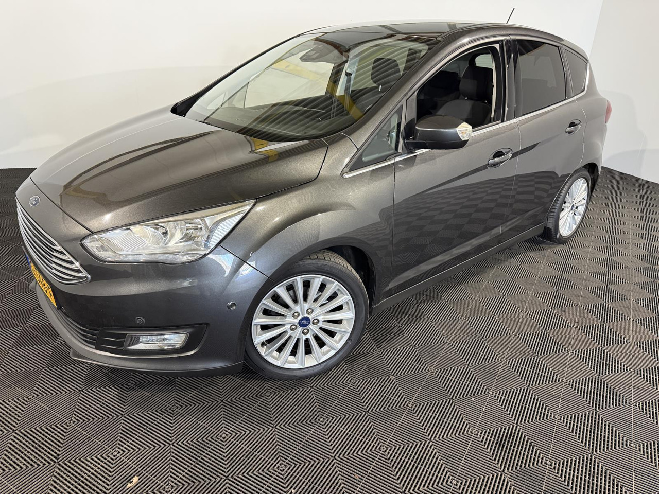 Ford C-Max 1.0 Titanium ZG-548-F 186.382 km - Automobil: slika 1 Ford C-Max 1.0 Titanium ZG-548-F 186.382 km - Automobil: slika 1