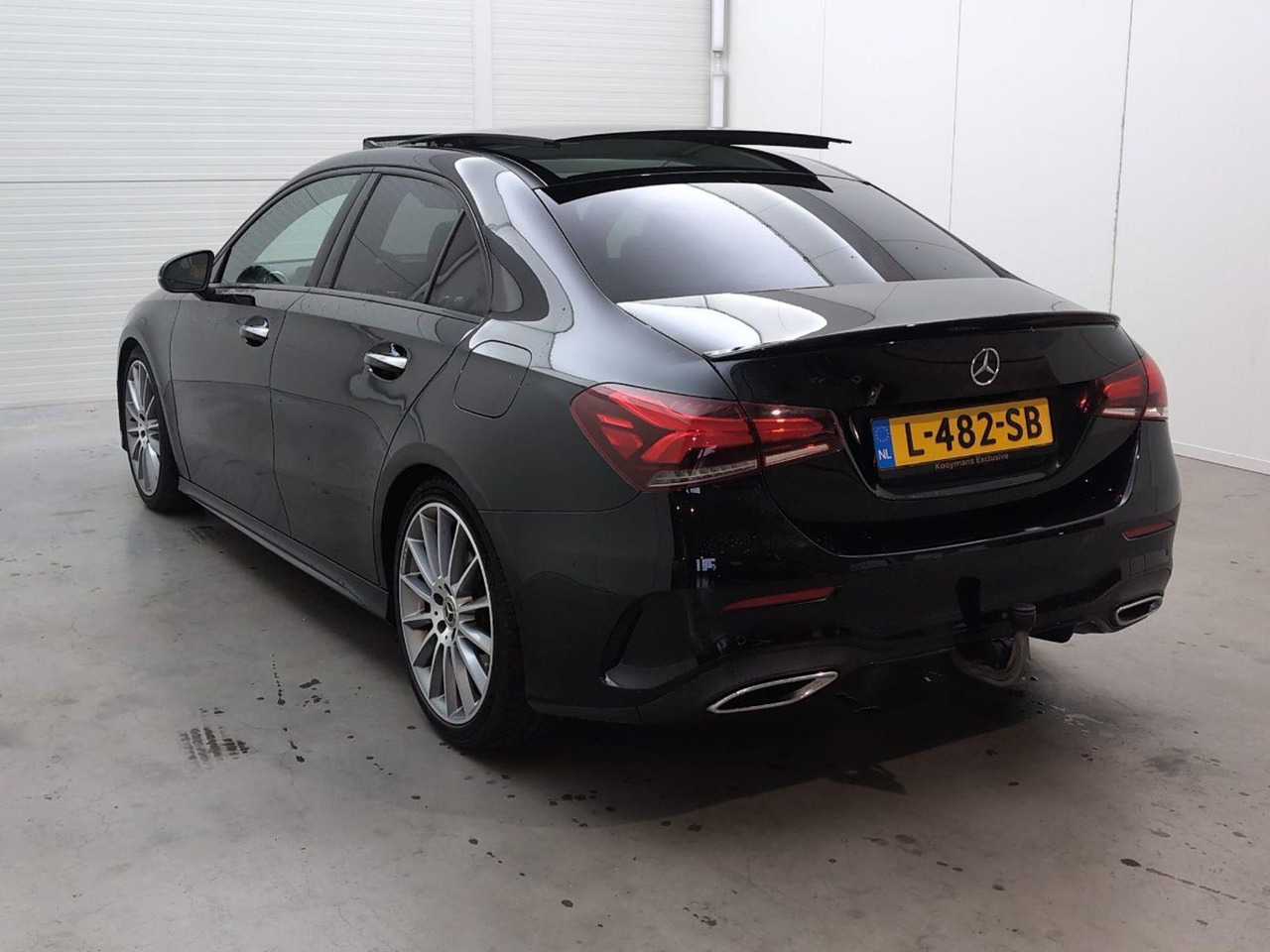 Mercedes-Benz A-klasse 200 Premium Plus | 2019 | 143.125 km | Automaat | L482SB | NAP: Geen oordeel - Limuzina: slika 3 Mercedes-Benz A-klasse 200 Premium Plus | 2019 | 143.125 km | Automaat | L482SB | NAP: Geen oordeel - Limuzina: slika 3