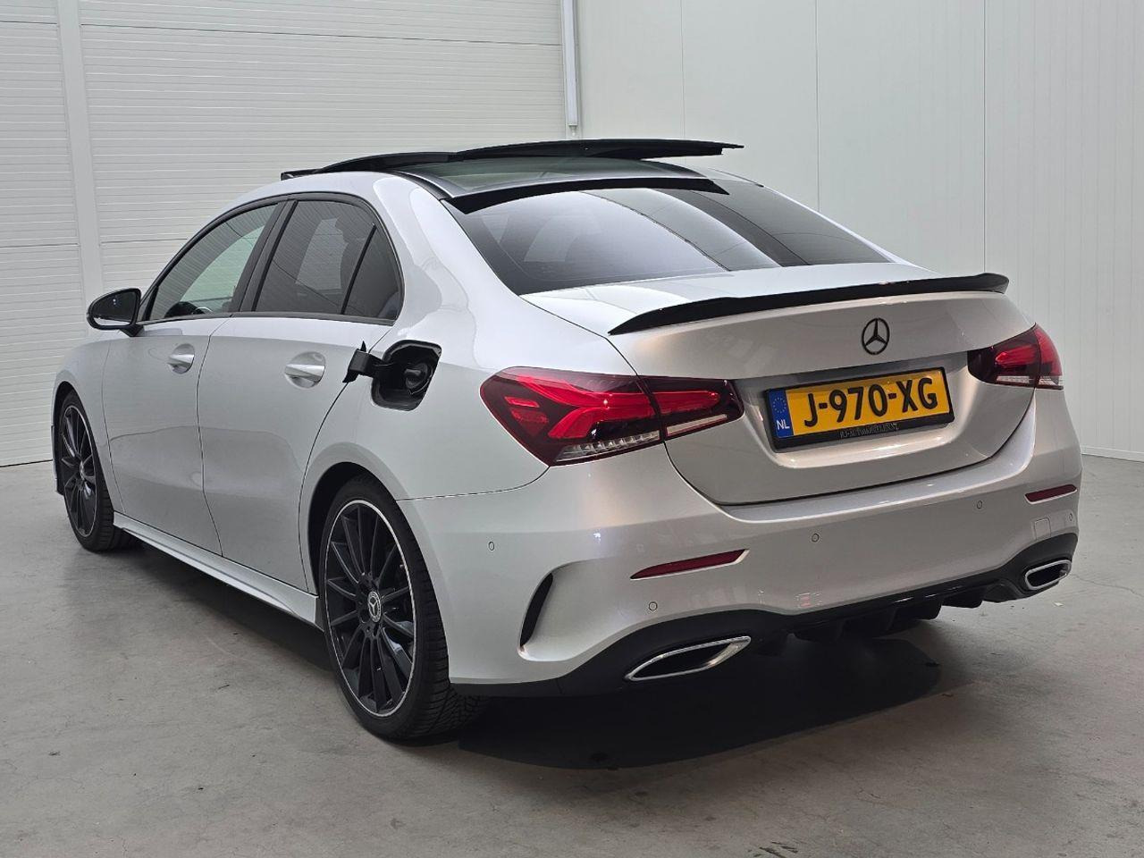 Mercedes - Benz A - klasse 220 4MATIC Premium | 2019 | 198.686 km | Automaat | J970XG | NAP: Geen oordeel - Limuzina: slika 3 Mercedes - Benz A - klasse 220 4MATIC Premium | 2019 | 198.686 km | Automaat | J970XG | NAP: Geen oordeel - Limuzina: slika 3