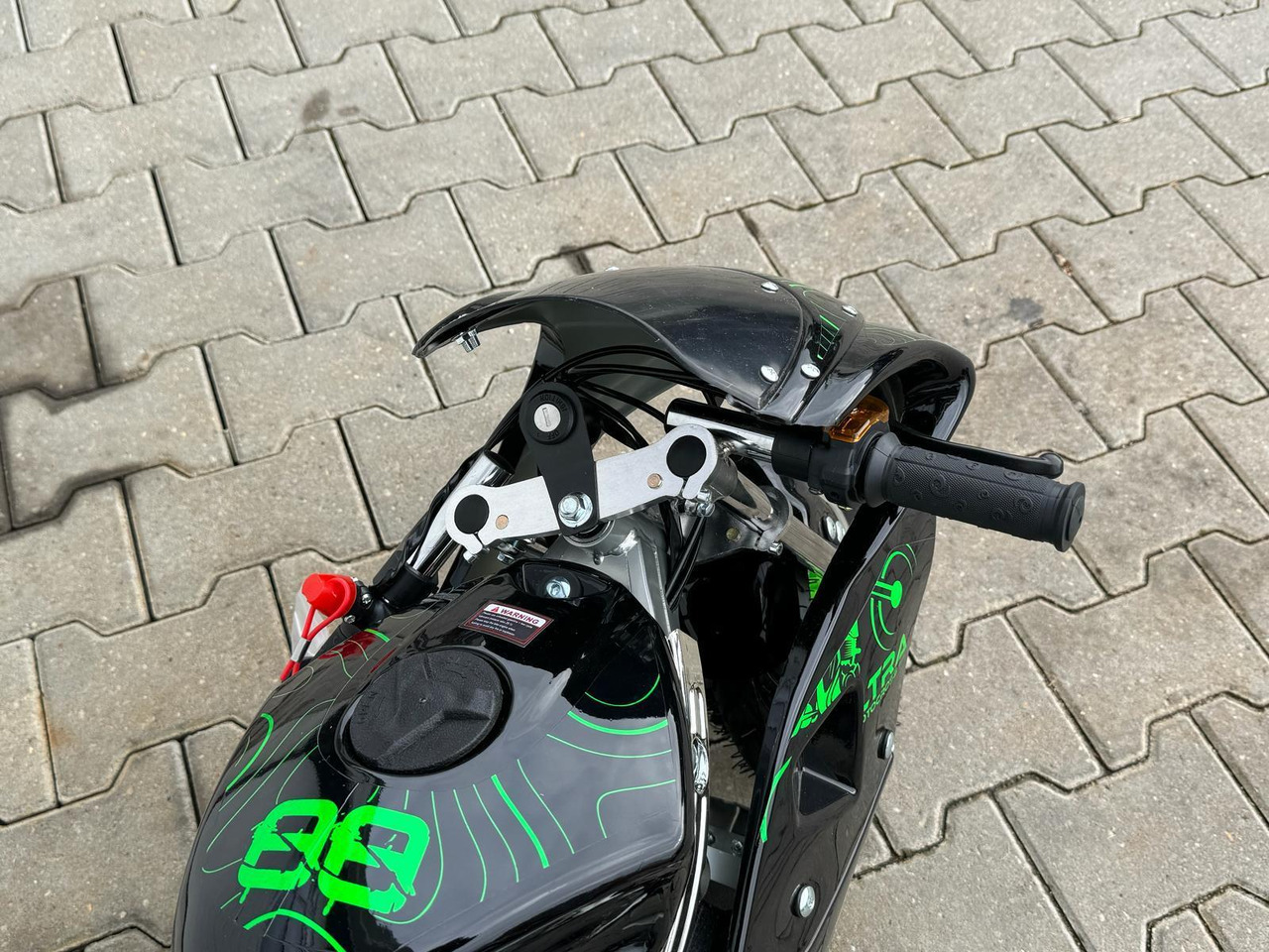Mini pitbike 49cc - Motocikl: slika 2 Mini pitbike 49cc - Motocikl: slika 2