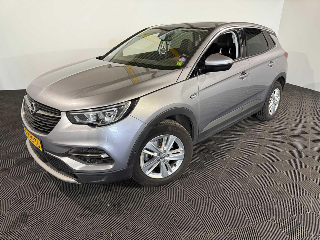 Automobil Opel Grandland X 1.2 Turbo Business Executive 2019 200.645 km G-736-TG: slika 1