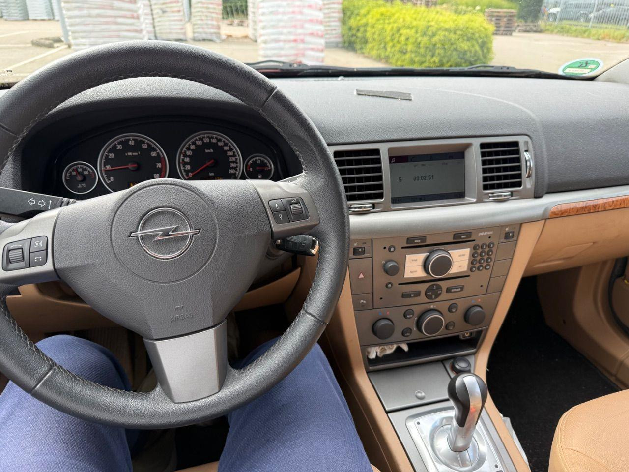 Opel Vectra Wagon 1.8 - 16V Executive | 2008 | 148.010 km | Automaat | 80HDT8 | NAP: Logisch - Automobil: slika 5 Opel Vectra Wagon 1.8 - 16V Executive | 2008 | 148.010 km | Automaat | 80HDT8 | NAP: Logisch - Automobil: slika 5