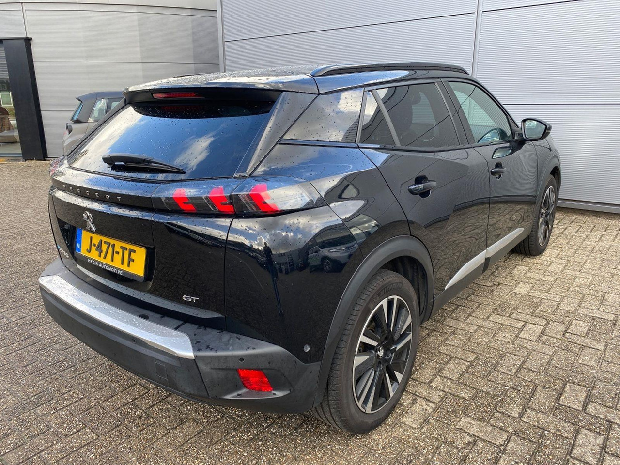 Peugeot e-2008 EV GT Première 1 fase 50 kWh | 2020 | 121.940 km | Automaat | J471TF | NAP: Logisch - SUV: slika 4 Peugeot e-2008 EV GT Première 1 fase 50 kWh | 2020 | 121.940 km | Automaat | J471TF | NAP: Logisch - SUV: slika 4
