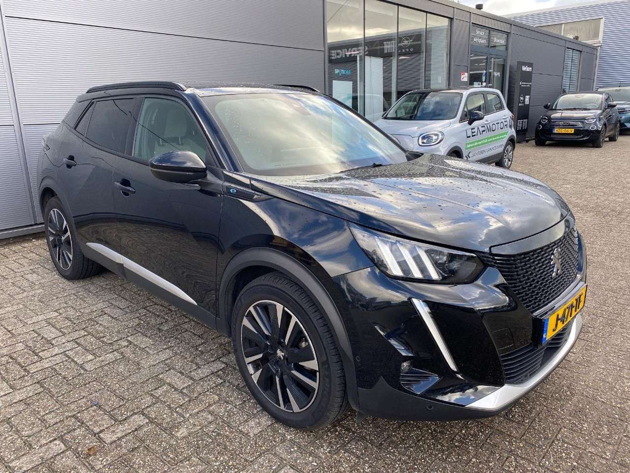 Peugeot e-2008 EV GT Première 1 fase 50 kWh | 2020 | 121.940 km | Automaat | J471TF | NAP: Logisch - SUV: slika 2 Peugeot e-2008 EV GT Première 1 fase 50 kWh | 2020 | 121.940 km | Automaat | J471TF | NAP: Logisch - SUV: slika 2
