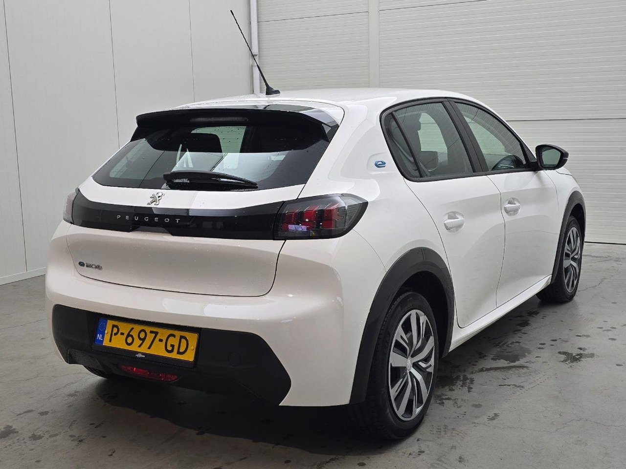 Peugeot e-208 EV Active 50 kWh | 2022 | 56.666 km | Automaat | P697GD | NAP: Logisch - Hečbek: slika 4 Peugeot e-208 EV Active 50 kWh | 2022 | 56.666 km | Automaat | P697GD | NAP: Logisch - Hečbek: slika 4