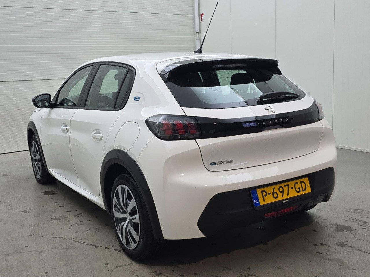 Peugeot e-208 EV Active 50 kWh | 2022 | 56.666 km | Automaat | P697GD | NAP: Logisch - Hečbek: slika 3 Peugeot e-208 EV Active 50 kWh | 2022 | 56.666 km | Automaat | P697GD | NAP: Logisch - Hečbek: slika 3