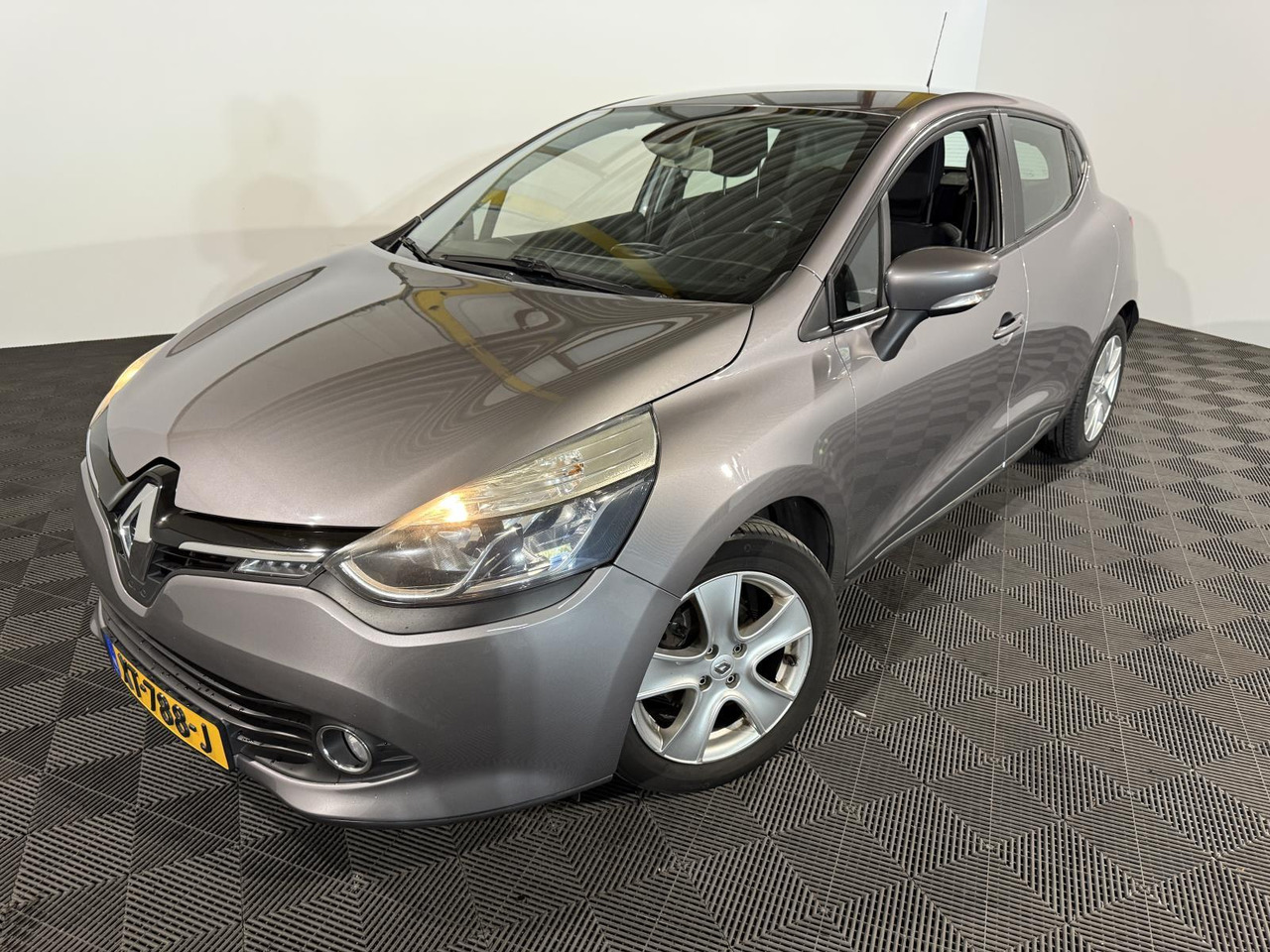 Renault | Clio | 0.9 TCe Dynamique | 2016 | 192.462 km | XT788J | Geen oordeel - Hečbek: slika 1 Renault | Clio | 0.9 TCe Dynamique | 2016 | 192.462 km | XT788J | Geen oordeel - Hečbek: slika 1