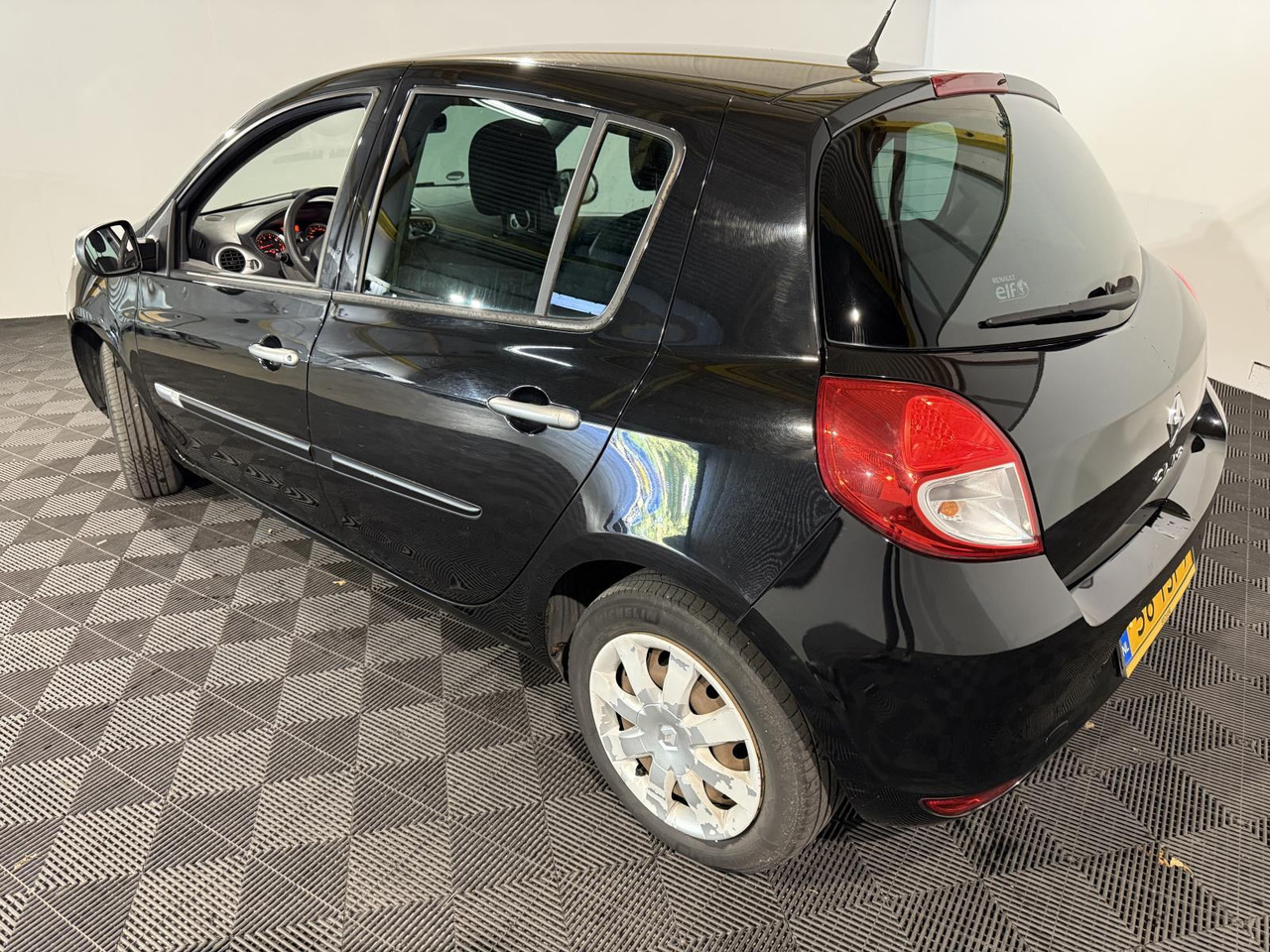 Renault | Clio | 1.2 Authentique | 2012 | 216.427 km | 56TSF7 | Logisch - Hečbek: slika 3 Renault | Clio | 1.2 Authentique | 2012 | 216.427 km | 56TSF7 | Logisch - Hečbek: slika 3