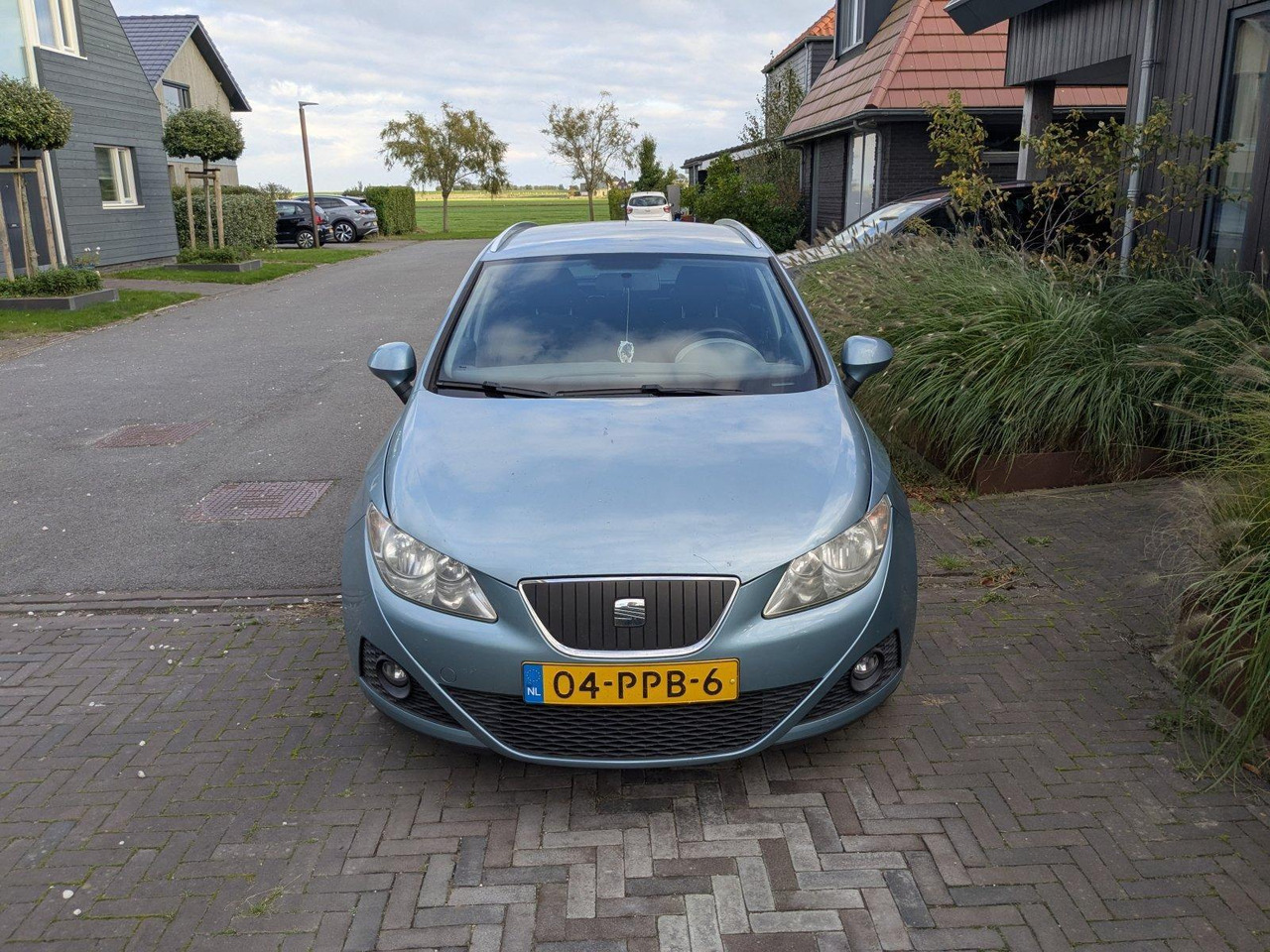 SEAT | Ibiza ST | 1.2 TDI Style Ecomotive | 2011 | 187.816 km | 04PPB6 | Logisch - Automobil: slika 2 SEAT | Ibiza ST | 1.2 TDI Style Ecomotive | 2011 | 187.816 km | 04PPB6 | Logisch - Automobil: slika 2