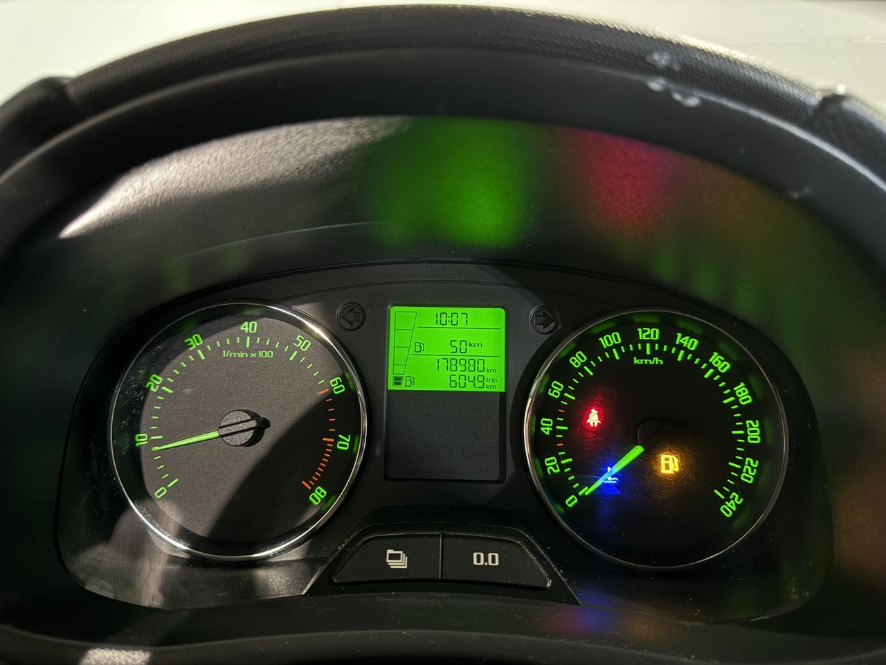 Skoda | Fabia Combi | 1.2 TSI Style | 2012 | 178.890 km | 45TZS5 | Logisch - Automobil: slika 4 Skoda | Fabia Combi | 1.2 TSI Style | 2012 | 178.890 km | 45TZS5 | Logisch - Automobil: slika 4