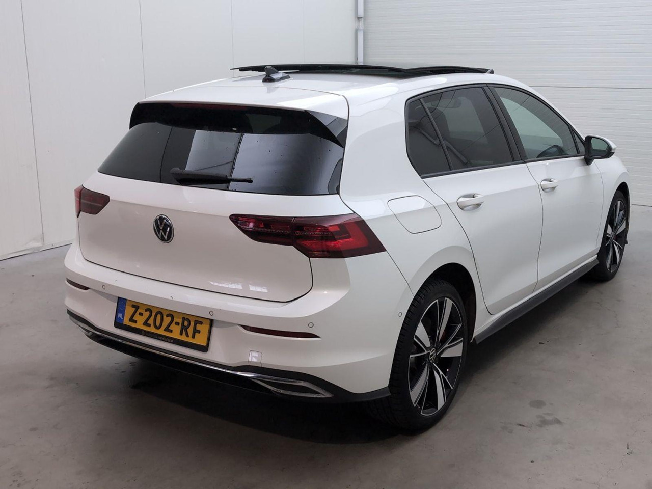 Volkswagen Golf 1.4 eHybrid GTE | 2022 | 76.195 km | Automaat | Z202RF | NAP: Geen oordeel - Hečbek: slika 4 Volkswagen Golf 1.4 eHybrid GTE | 2022 | 76.195 km | Automaat | Z202RF | NAP: Geen oordeel - Hečbek: slika 4