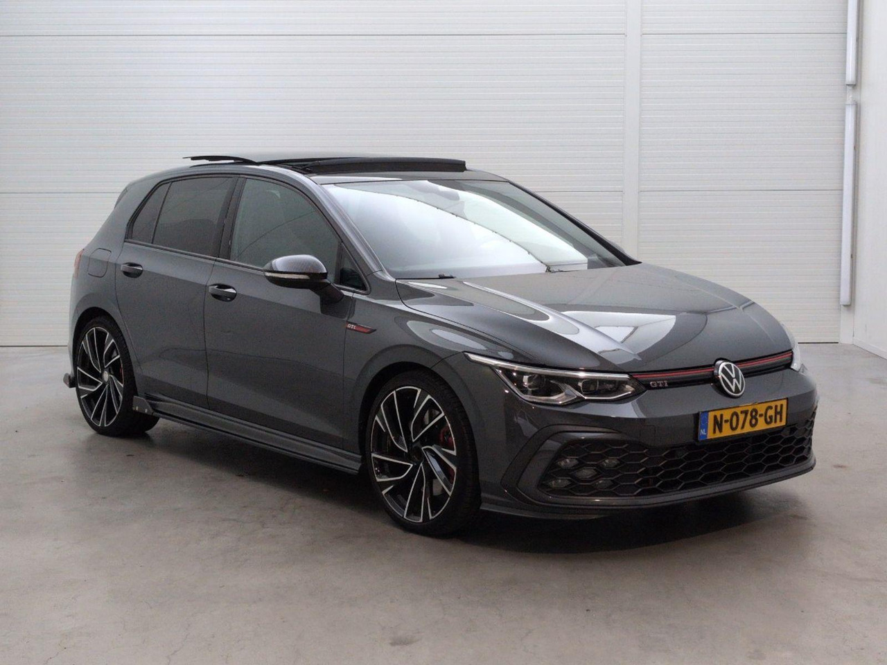 Volkswagen Golf 2.0 TSI GTI | 2021 | 104.458 km | Automaat | N078GH | NAP: Geen oordeel - Hečbek: slika 2 Volkswagen Golf 2.0 TSI GTI | 2021 | 104.458 km | Automaat | N078GH | NAP: Geen oordeel - Hečbek: slika 2