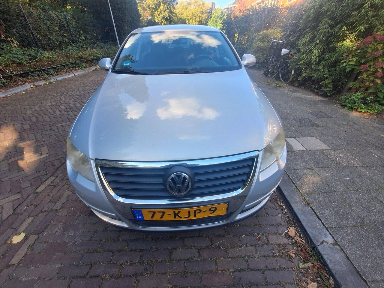 Volkswagen | Passat | 1.9 TDI Comfortline | 2010 | 314.746 km | 77KJP9 | Logisch - Limuzina: slika 4 Volkswagen | Passat | 1.9 TDI Comfortline | 2010 | 314.746 km | 77KJP9 | Logisch - Limuzina: slika 4