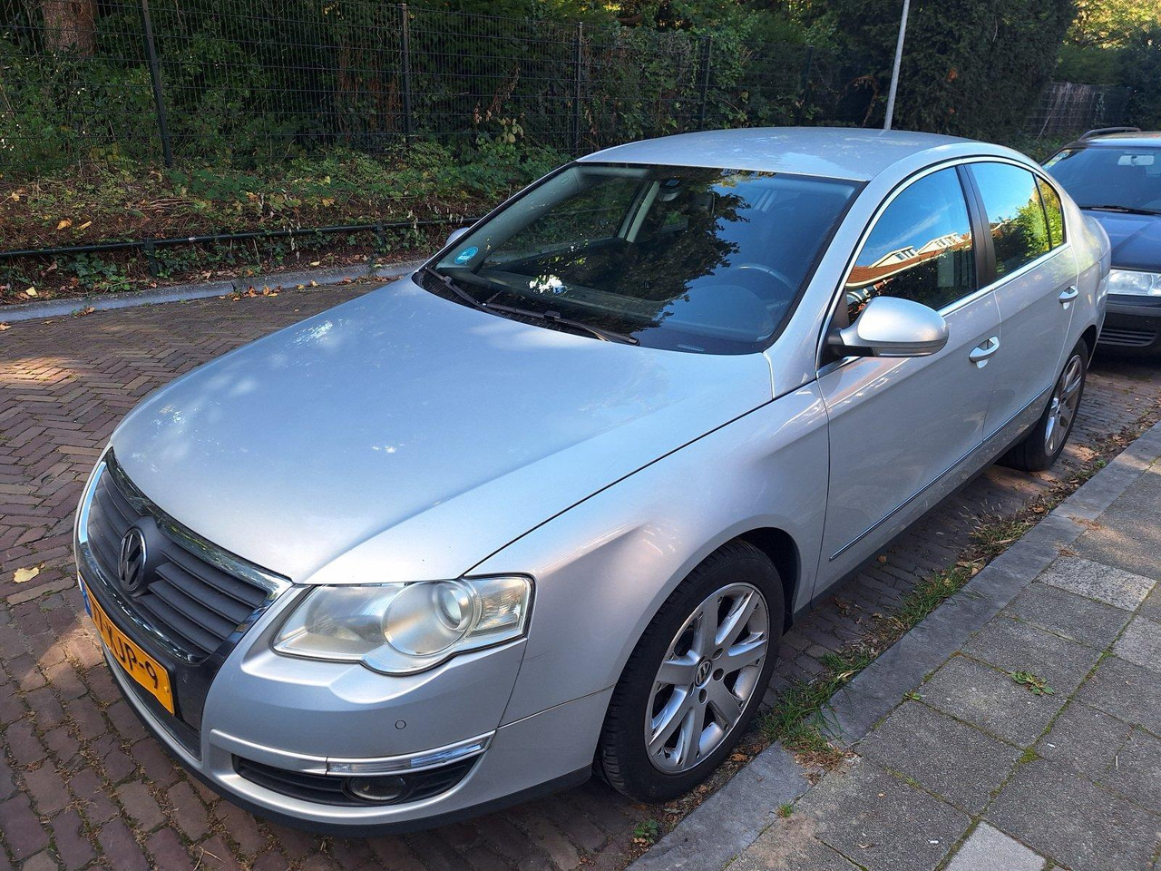 Volkswagen | Passat | 1.9 TDI Comfortline | 2010 | 314.746 km | 77KJP9 | Logisch - Limuzina: slika 1 Volkswagen | Passat | 1.9 TDI Comfortline | 2010 | 314.746 km | 77KJP9 | Logisch - Limuzina: slika 1