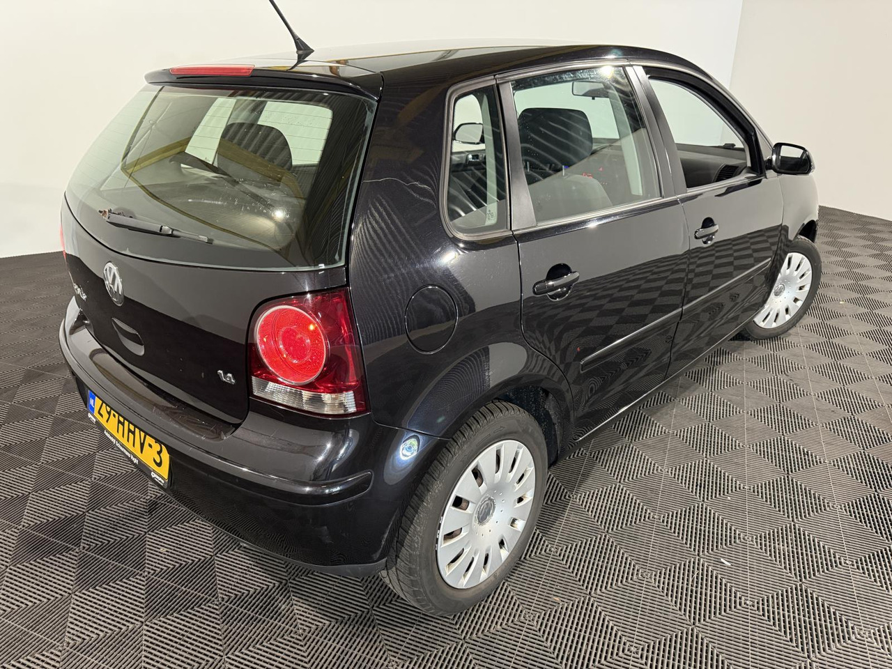 Volkswagen | Polo | 1.4-16V Comfortline | 2009 | 278.003 km | 29HHV3 | Logisch - Hečbek: slika 2 Volkswagen | Polo | 1.4-16V Comfortline | 2009 | 278.003 km | 29HHV3 | Logisch - Hečbek: slika 2