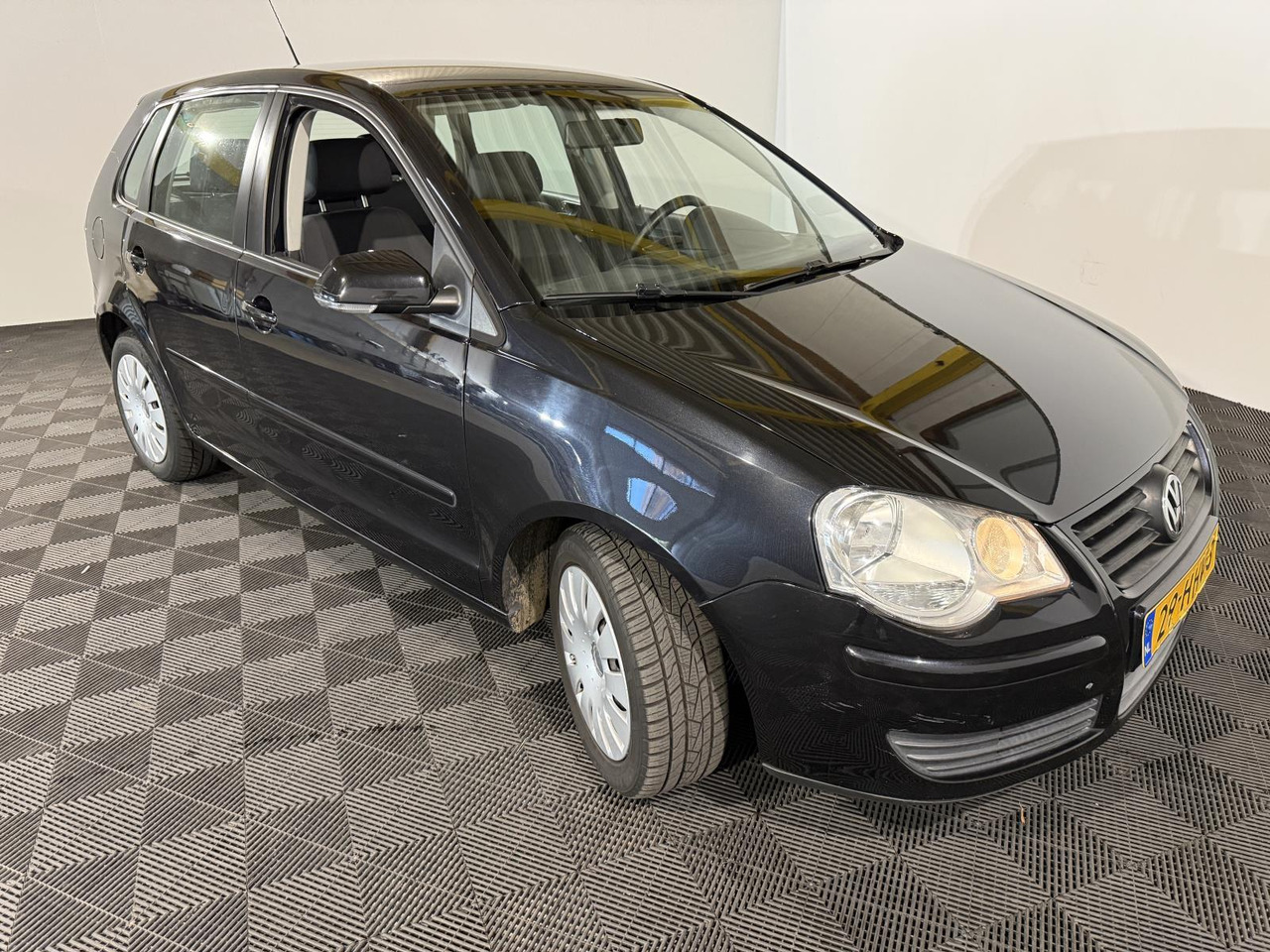 Volkswagen | Polo | 1.4-16V Comfortline | 2009 | 278.003 km | 29HHV3 | Logisch - Hečbek: slika 4 Volkswagen | Polo | 1.4-16V Comfortline | 2009 | 278.003 km | 29HHV3 | Logisch - Hečbek: slika 4
