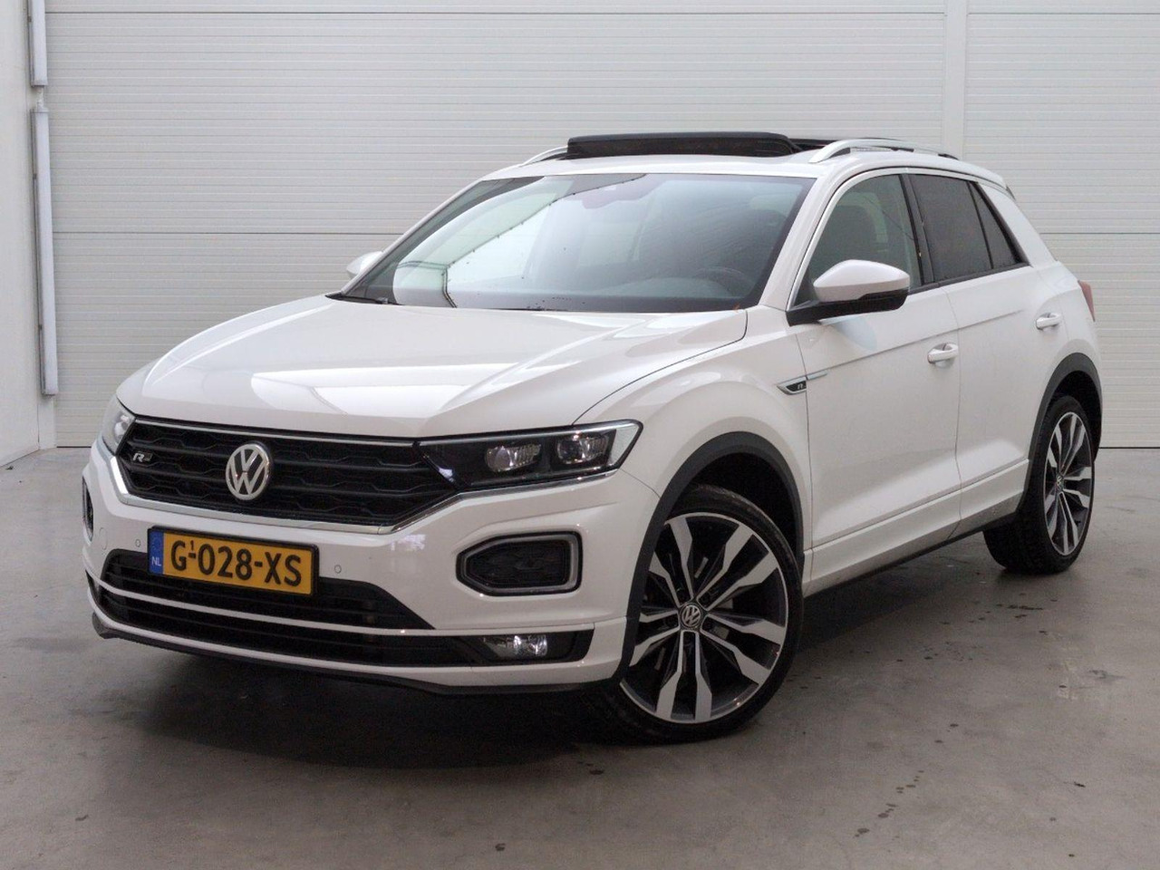 Volkswagen T-Roc 2.0 TSI 4Motion Sport Business R | 2019 | 123.691 km | Automaat | G028XS | NAP: Geen oordeel - SUV: slika 1 Volkswagen T-Roc 2.0 TSI 4Motion Sport Business R | 2019 | 123.691 km | Automaat | G028XS | NAP: Geen oordeel - SUV: slika 1