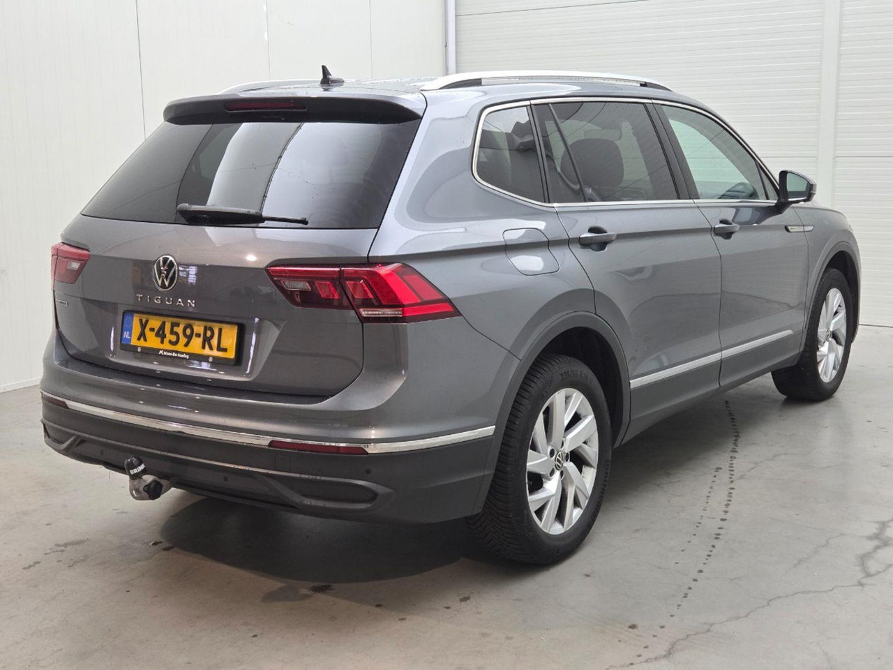 Volkswagen Tiguan Allspace 1.5 TSI R - Line 7p. | 2023 | 86.012 km | Automaat | X459RL | NAP: Geen oordeel - SUV: slika 4 Volkswagen Tiguan Allspace 1.5 TSI R - Line 7p. | 2023 | 86.012 km | Automaat | X459RL | NAP: Geen oordeel - SUV: slika 4