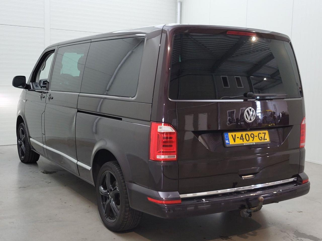 Volkswagen Transporter 2.0 TDI L2H1 DC Highline | 2017 | 301.926 km | Automaat | V409GZ | NAP: Logisch - Dostavno vozilo sa duplom kabinom: slika 3 Volkswagen Transporter 2.0 TDI L2H1 DC Highline | 2017 | 301.926 km | Automaat | V409GZ | NAP: Logisch - Dostavno vozilo sa duplom kabinom: slika 3