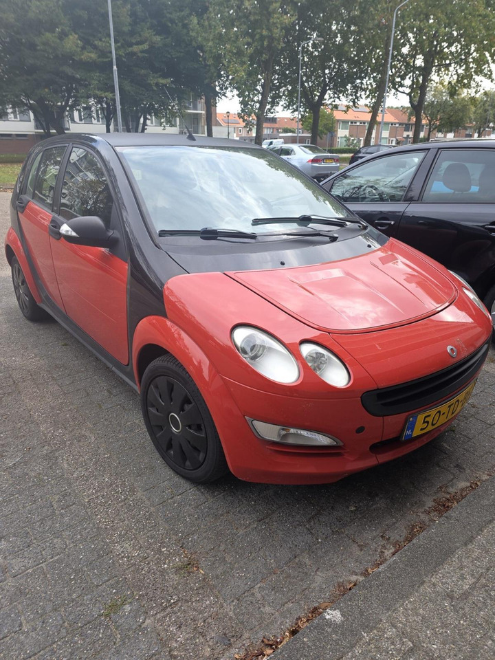 Smart | forfour | 1.1 pulse | 2006 | 234.985 km | 50TDBF | Logisch - Hečbek: slika 1 Smart | forfour | 1.1 pulse | 2006 | 234.985 km | 50TDBF | Logisch - Hečbek: slika 1
