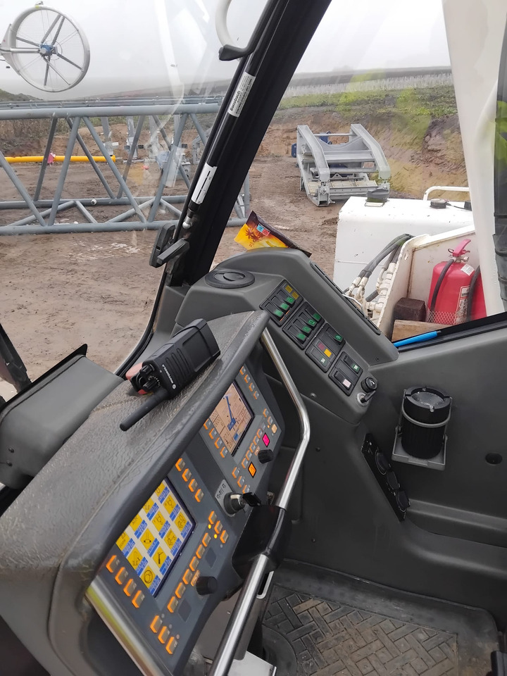 GROVE GMK5220 - Autodizalica: slika 5 GROVE GMK5220 - Autodizalica: slika 5