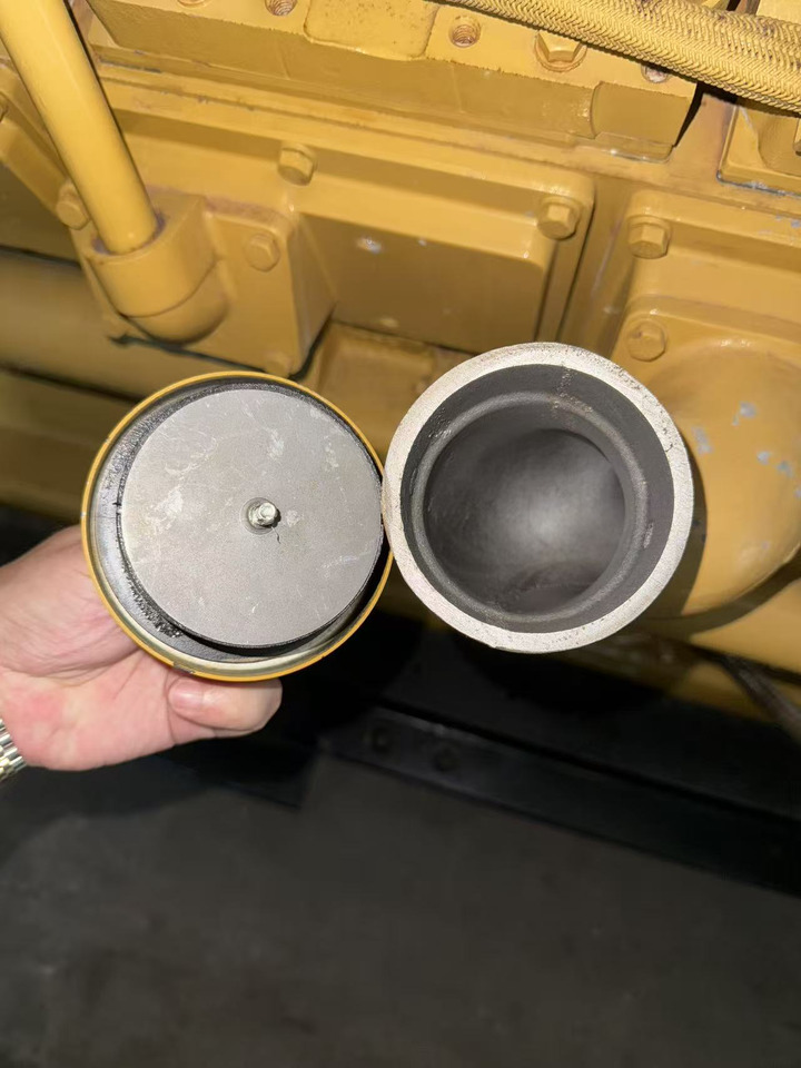 CATPILLAR 2200F 3516 - Instrument/ Oprema: slika 4 CATPILLAR 2200F 3516 - Instrument/ Oprema: slika 4