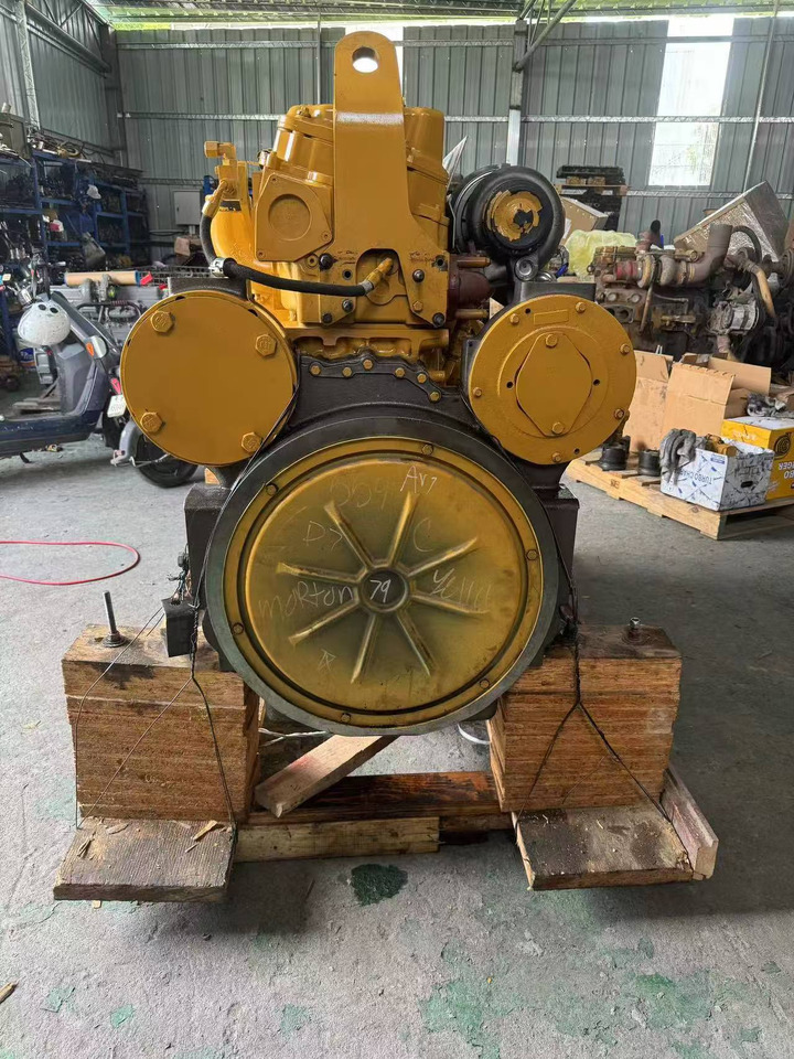 CATPILLAR C18 - Oprema za auto servise: slika 2 CATPILLAR C18 - Oprema za auto servise: slika 2