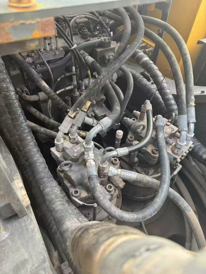 VOLVO 950 - Bager guseničar: slika 5 VOLVO 950 - Bager guseničar: slika 5