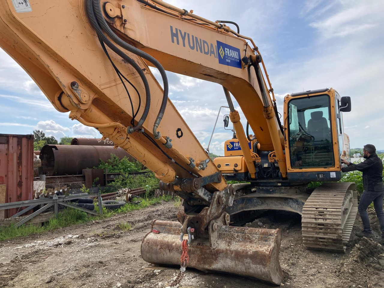 PELLE SUR CHENILLES HYUNDAI ROBEX 250 NLC-9 - Bager guseničar: slika 2 PELLE SUR CHENILLES HYUNDAI ROBEX 250 NLC-9 - Bager guseničar: slika 2